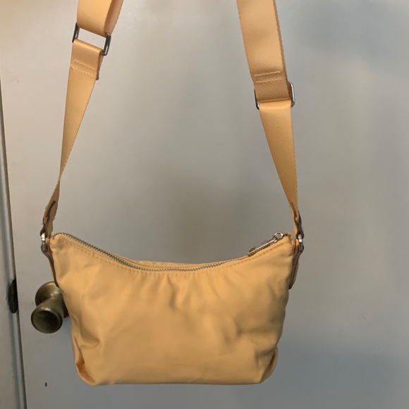 A New Day Yellow Mini Baguette Bag Never Been Used - Picture 2 of 2